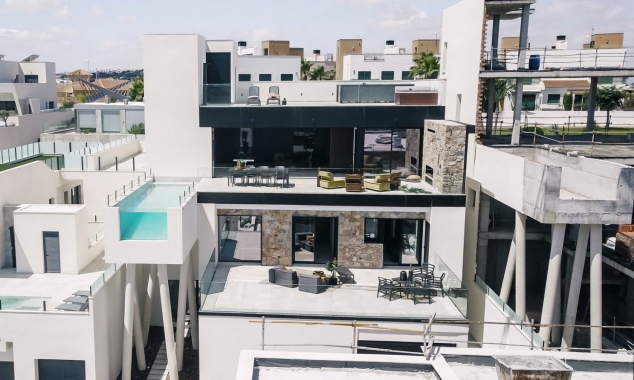 Villa for sale - New Property for sale - Rojales - Rojales