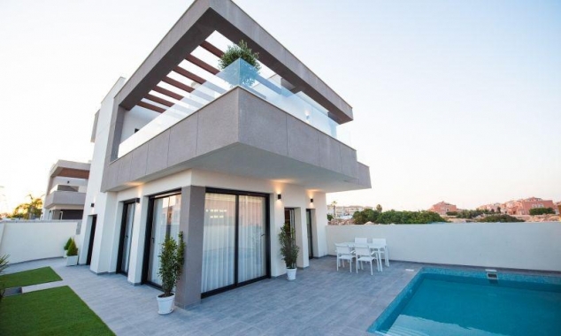 Villa for sale - Nueva propiedad en venta - Los Montesinos - La Herrada