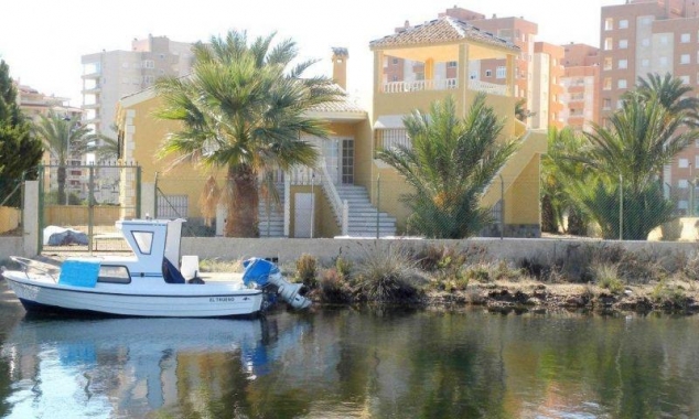 Villa te koop - Nieuw onroerend goed te koop - La Manga del Mar Menor - La Manga Del Mar Menor