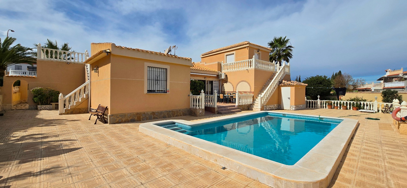 Propriété à vendre - Villa à vendre - Torrevieja - El Chaparral