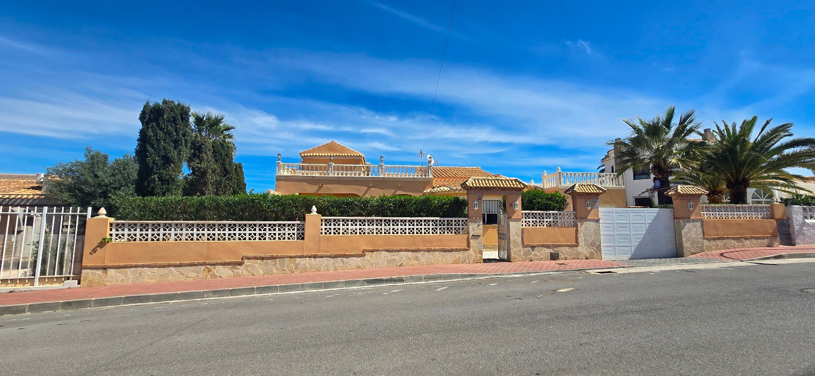 Propriété à vendre - Villa à vendre - Torrevieja - El Chaparral