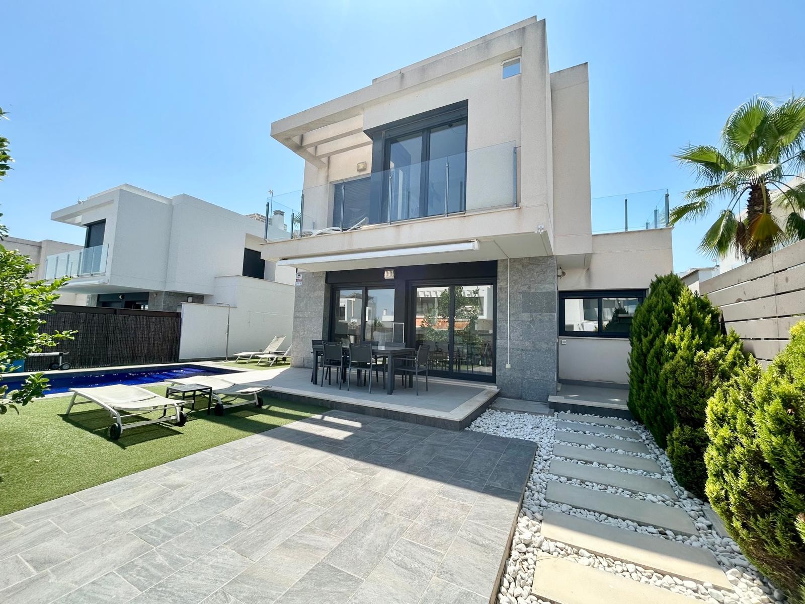Property for sale - Villa for sale - Orihuela - Vistabella Golf