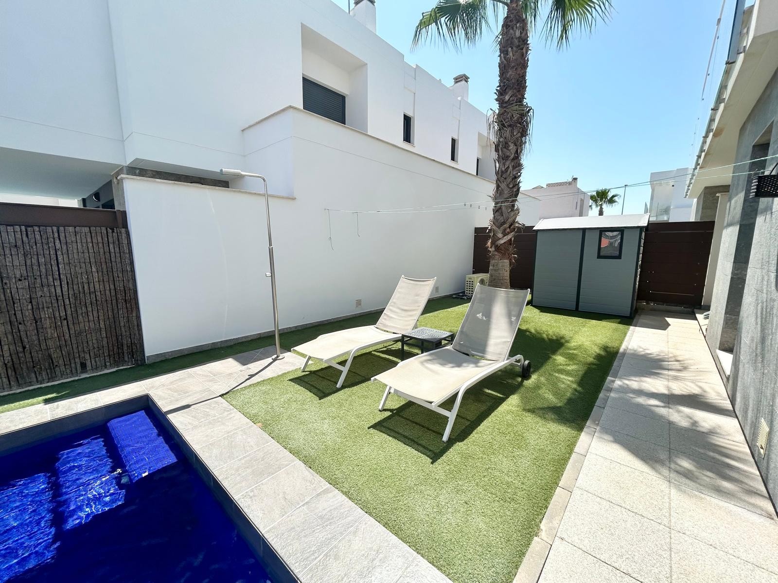 Property for sale - Villa for sale - Orihuela - Vistabella Golf