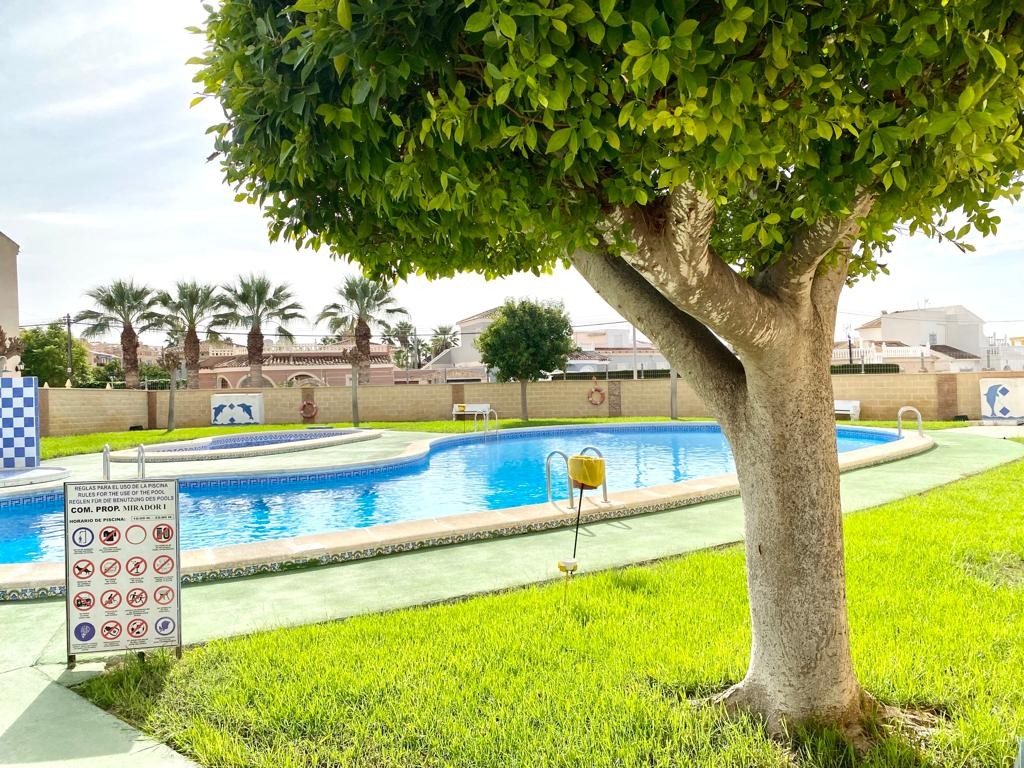 Property for sale - Bungalow for sale - Torrevieja - El Chaparral