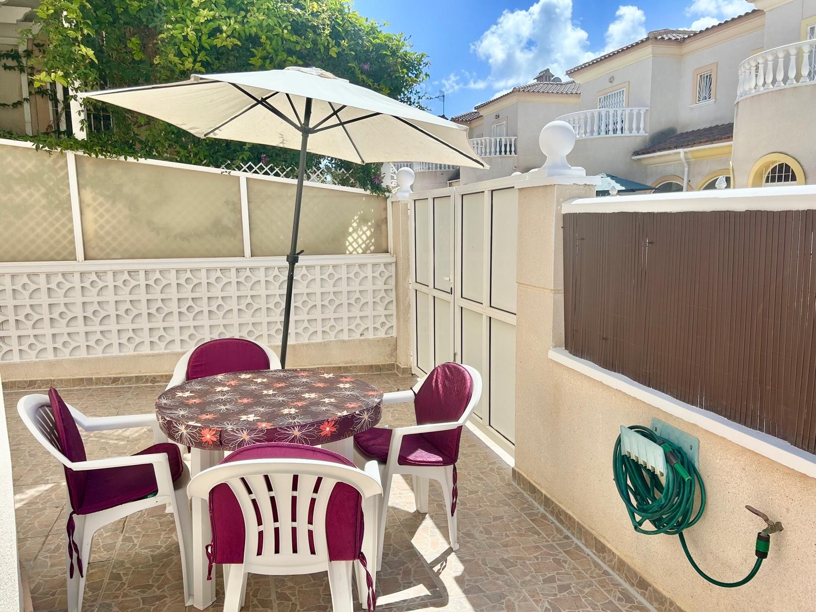 Eigendom verkocht - Rijtjeshuis te koop - Torrevieja - Aguas Nuevas