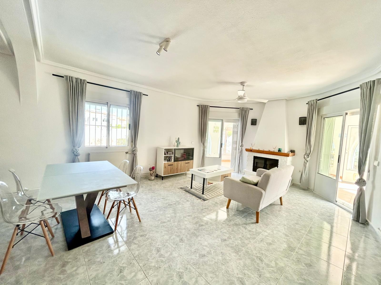 Property Sold - Villa for sale - Torrevieja - San Luis