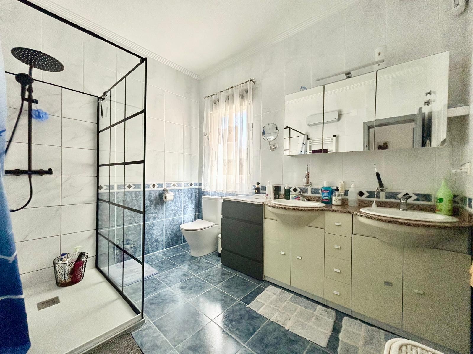 Propriété à vendre - Villa à vendre - Torrevieja - La Siesta