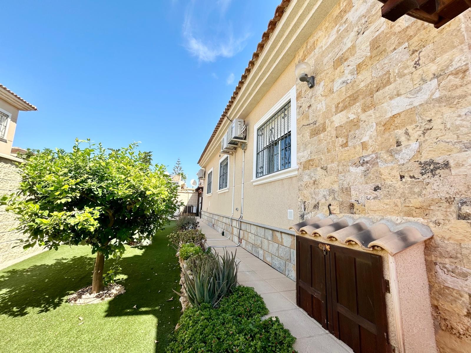 Propriété à vendre - Villa à vendre - Torrevieja - La Siesta