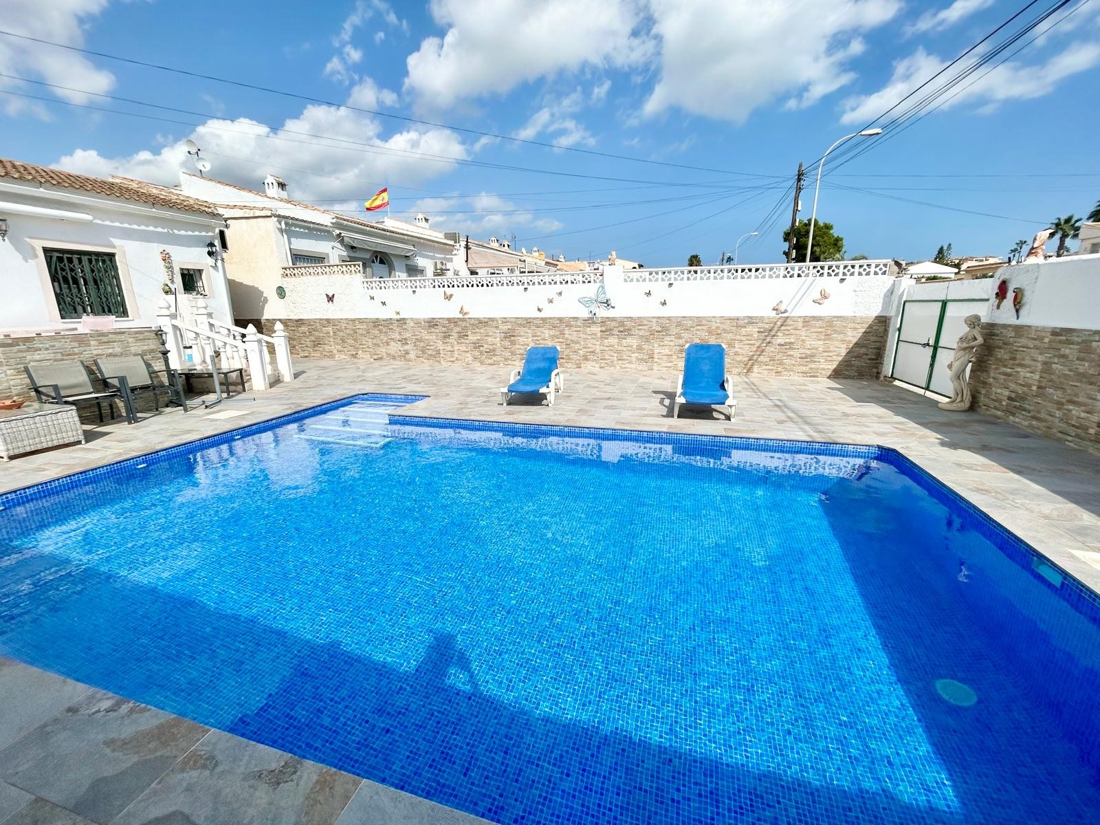 Property for sale - Villa for sale - Torrevieja - La Siesta