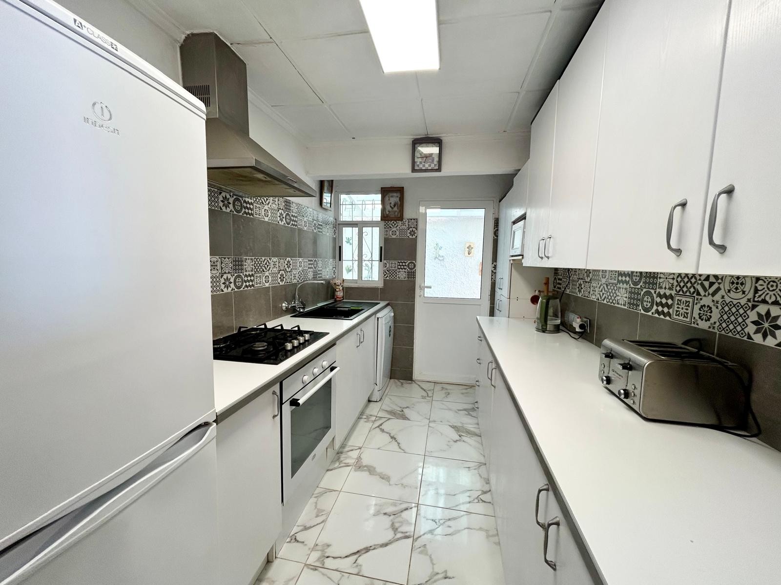 Property for sale - Villa for sale - Torrevieja - La Siesta