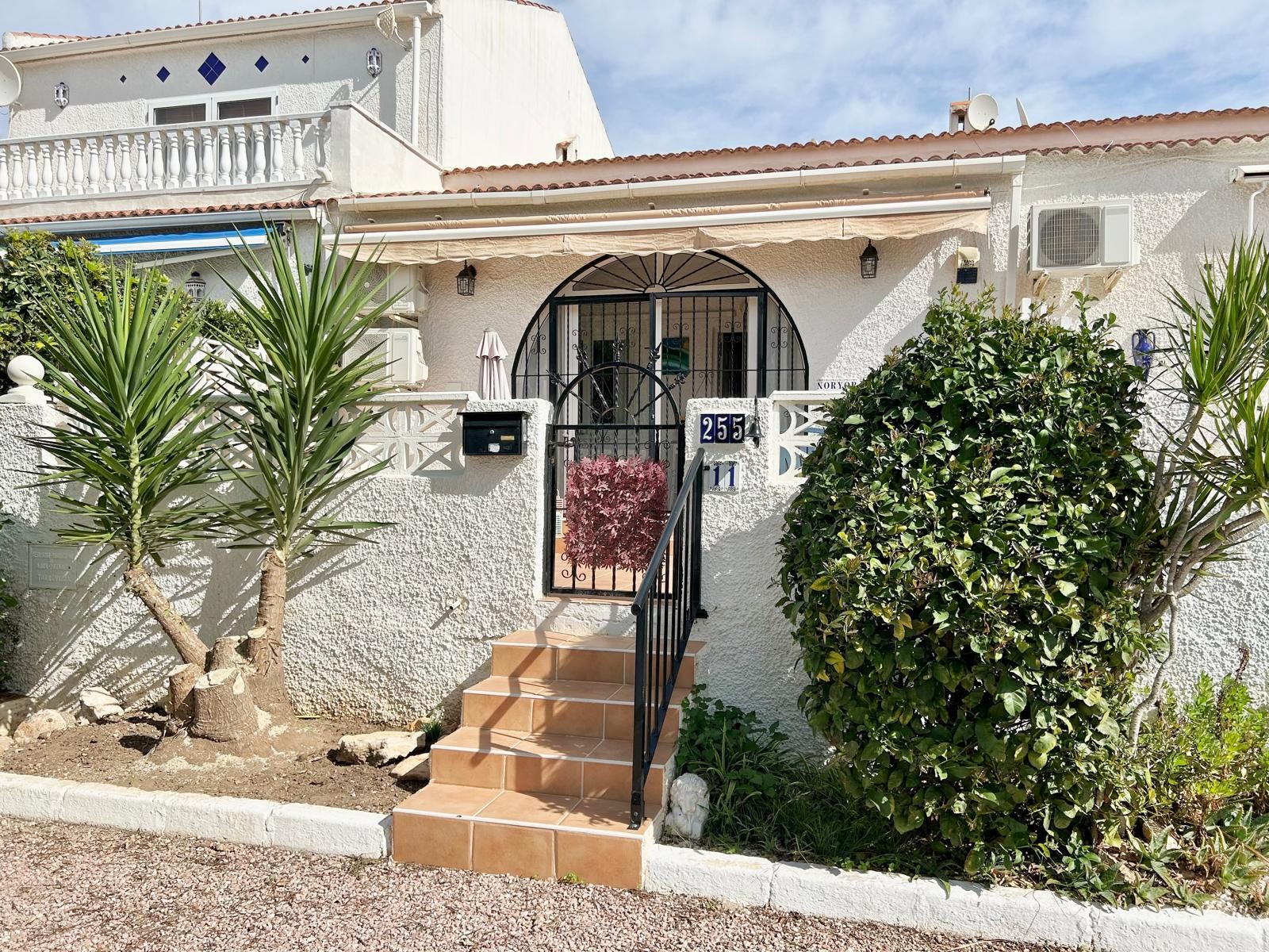 Property for sale - Bungalow for sale - Torrevieja - La Siesta