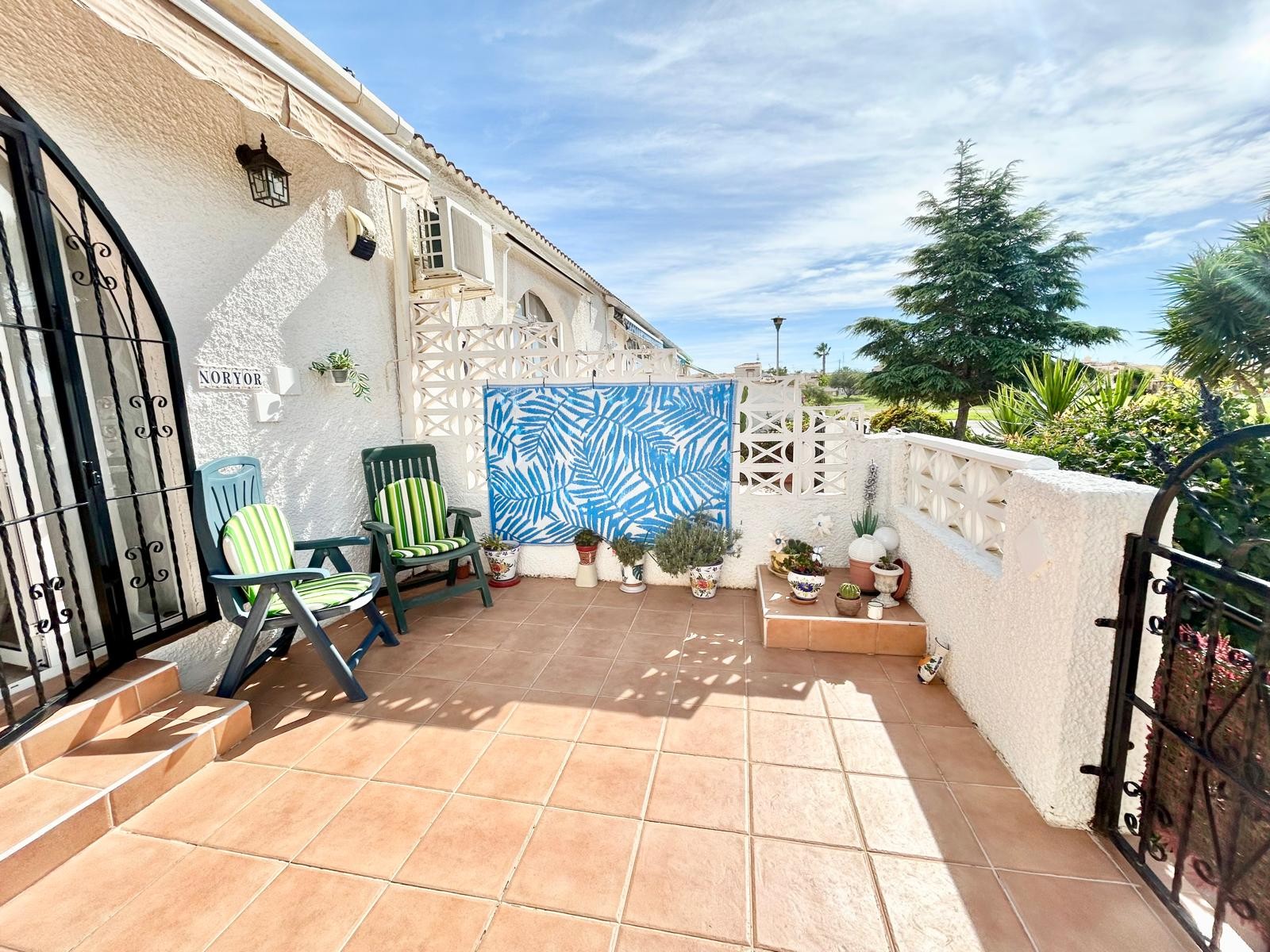 Property for sale - Bungalow for sale - Torrevieja - La Siesta