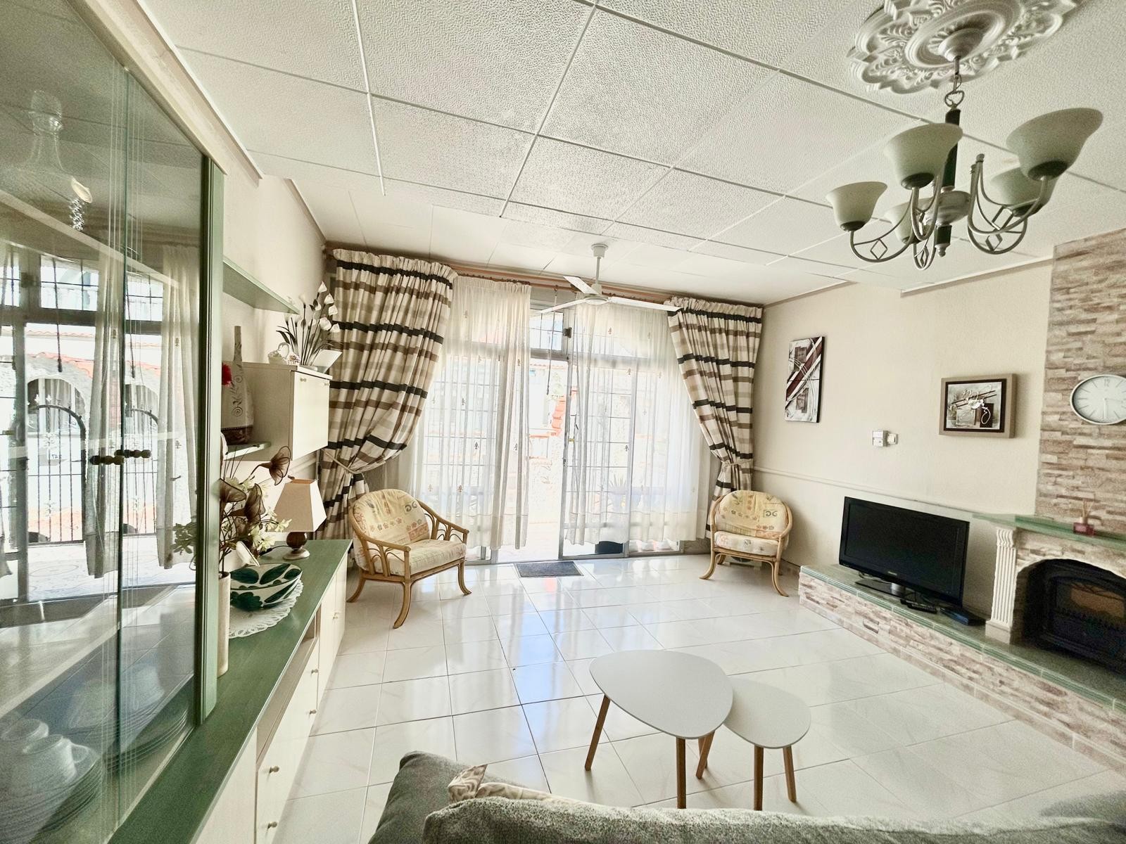 Propriété vendue - Maison de ville à vendre - Torrevieja - La Siesta