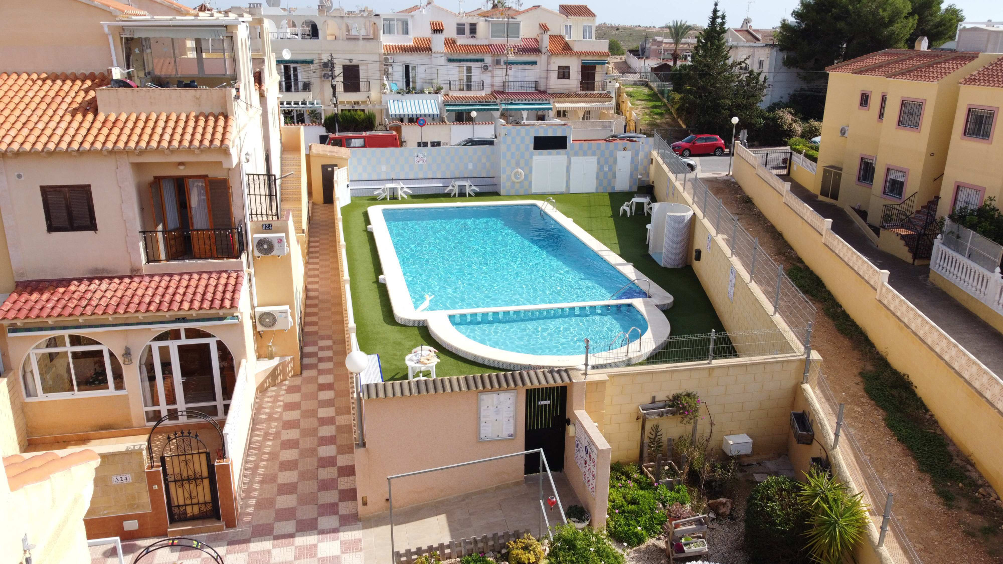 Property for sale - Townhouse for sale - Torrevieja - El Chaparral