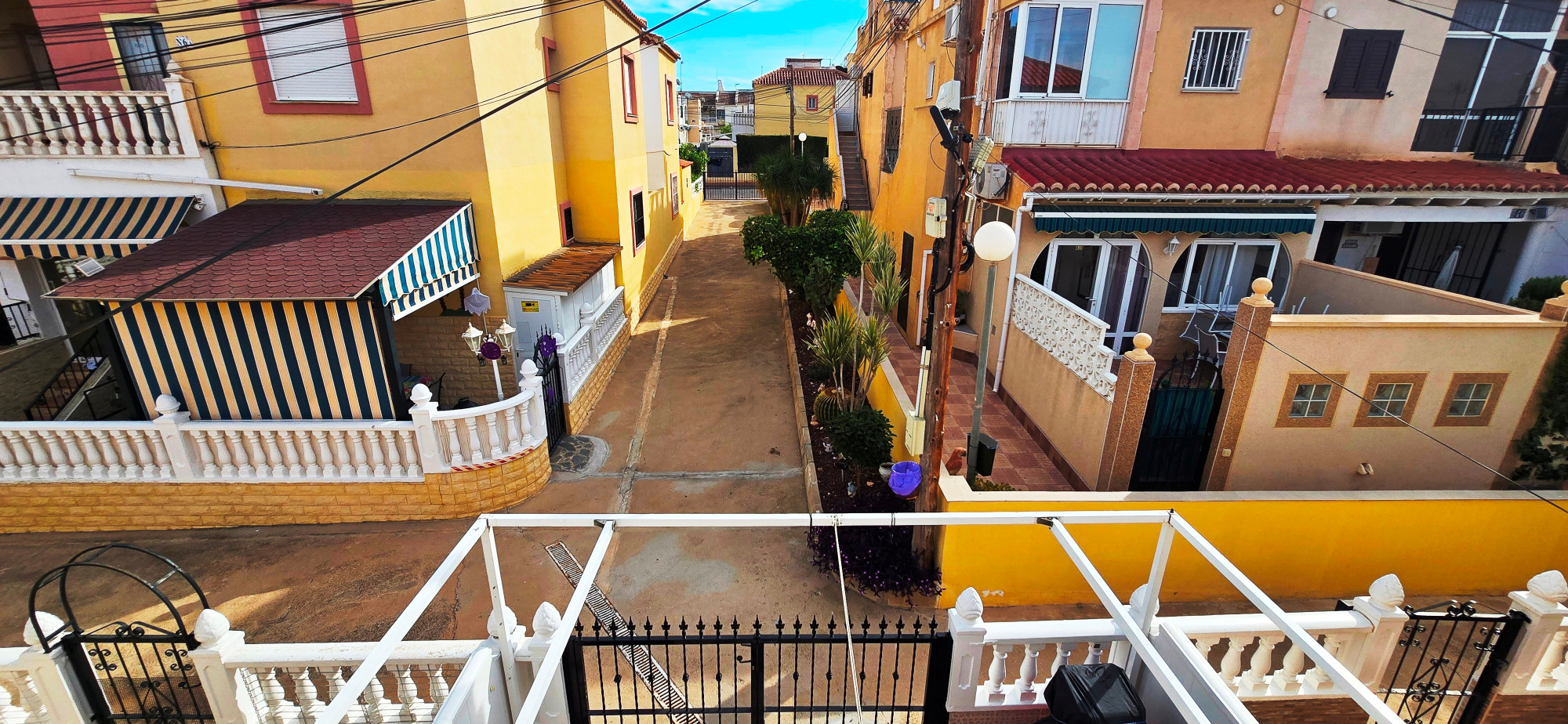 Te koop aangeboden onroerend goed - Rijtjeshuis te koop - Torrevieja - El Chaparral