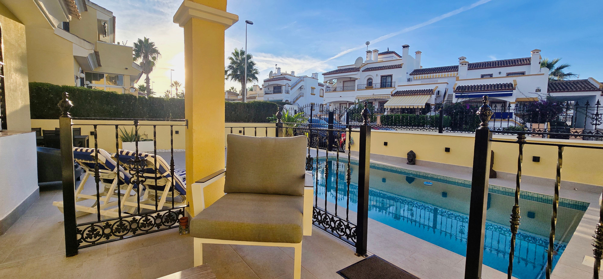 Property for sale - Villa for sale - Orihuela Costa - Los Dolses