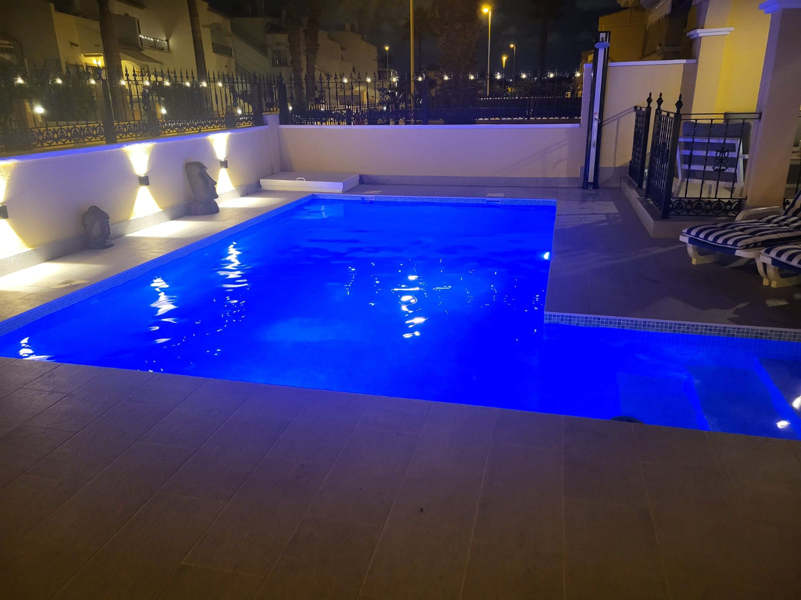 Property for sale - Villa for sale - Orihuela Costa - Los Dolses