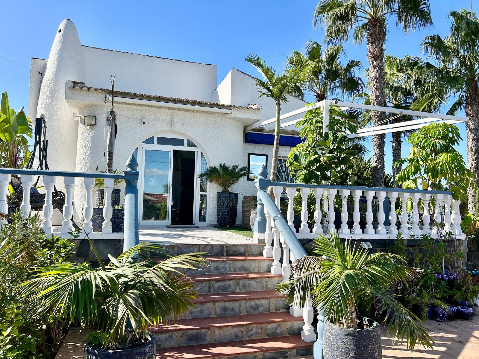 Property for sale - Villa for sale - Torrevieja - San Luis