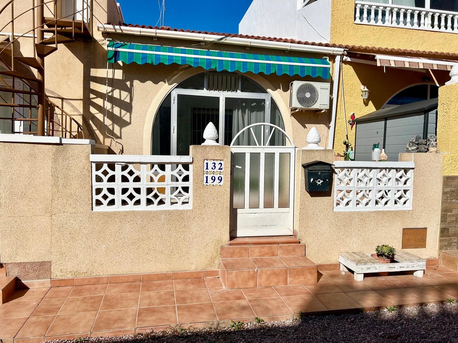 Property for sale - Bungalow for sale - Torrevieja - La Siesta