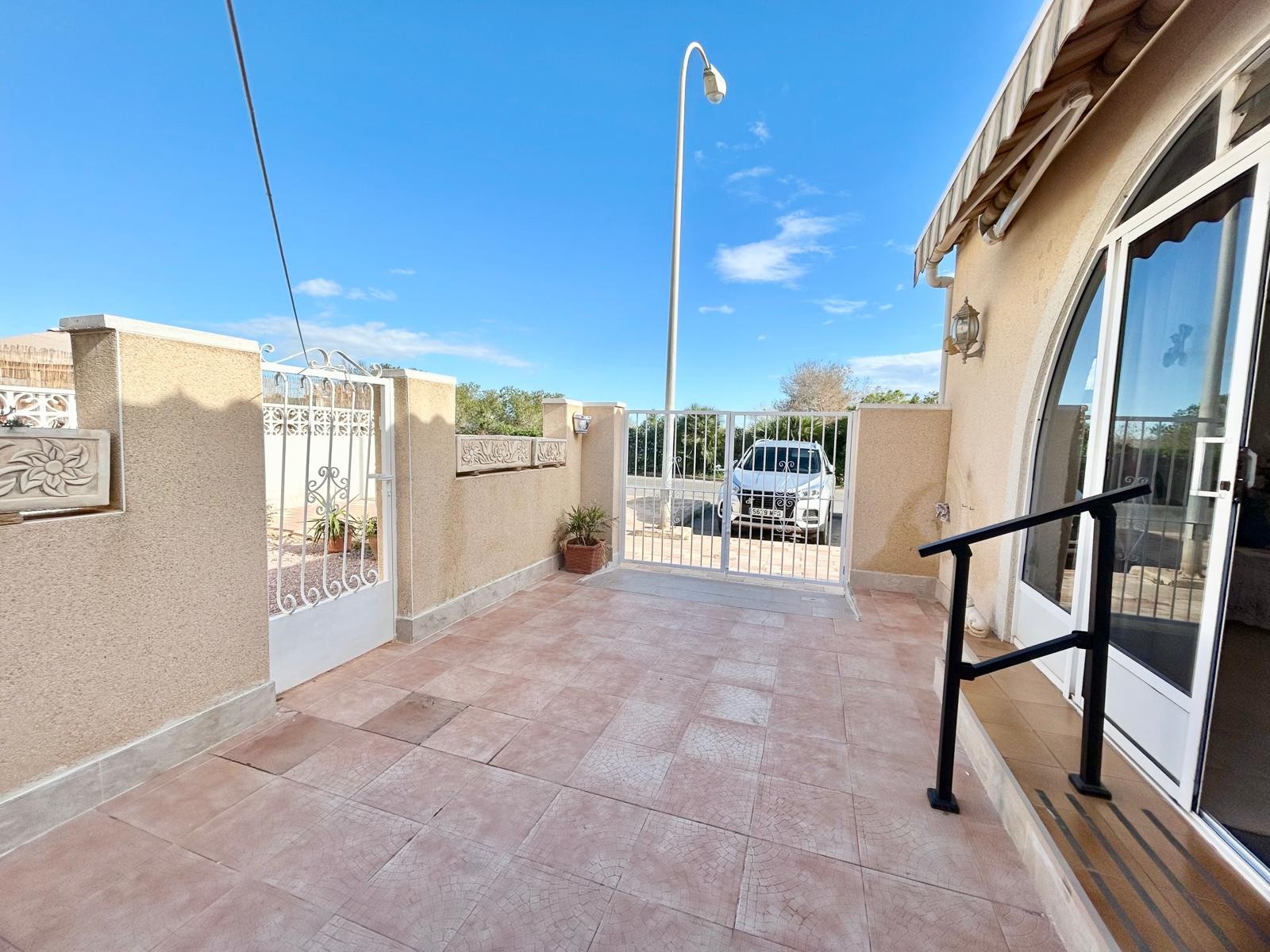 Property for sale - Bungalow for sale - Torrevieja - La Siesta