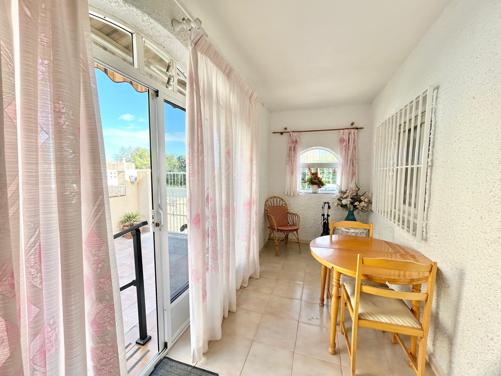 Property for sale - Bungalow for sale - Torrevieja - La Siesta