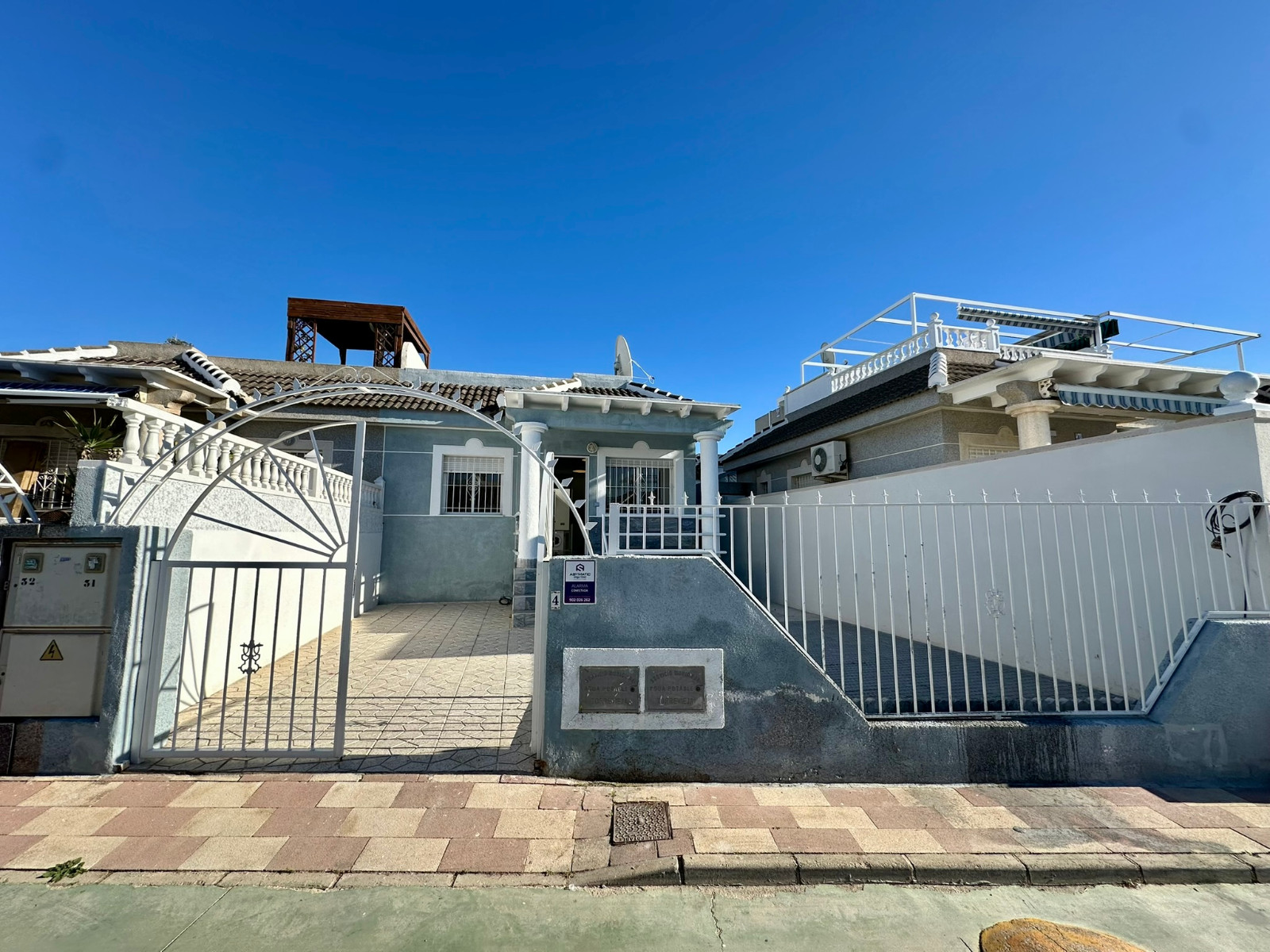 Property for sale - Bungalow for sale - Torrevieja - La Siesta