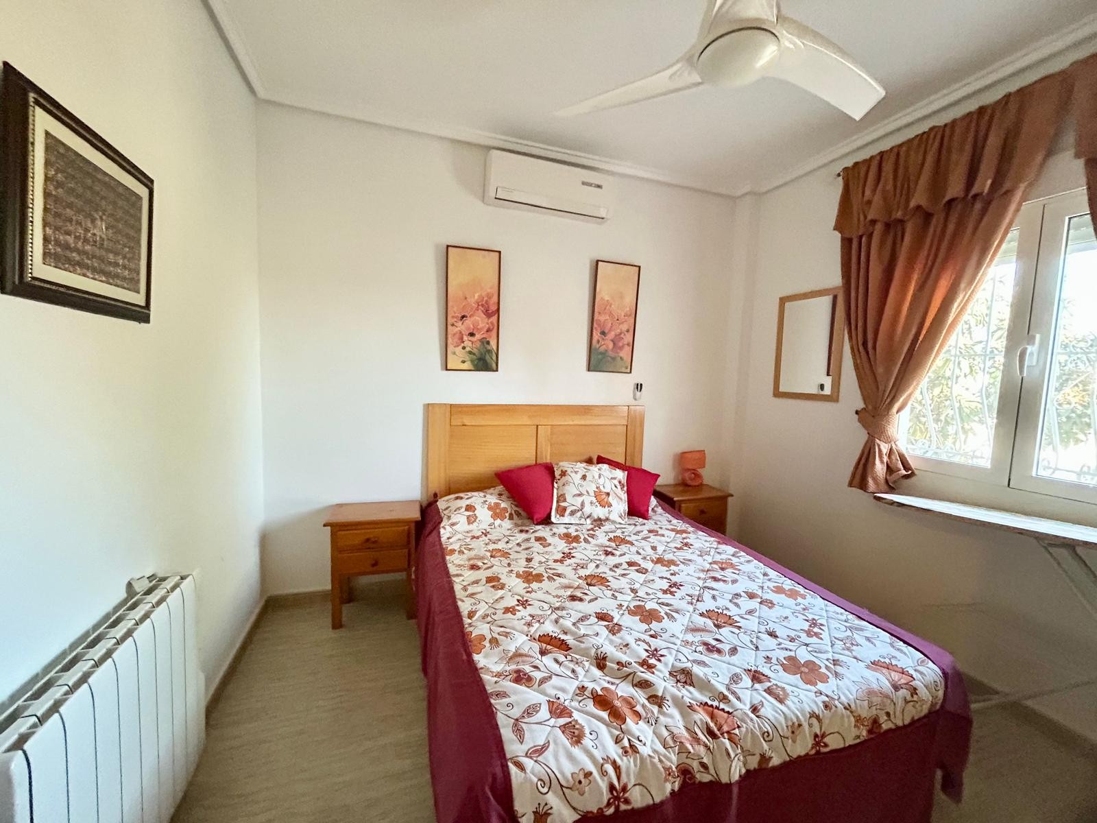 Property for sale - Villa for sale - Torrevieja - El Chaparral