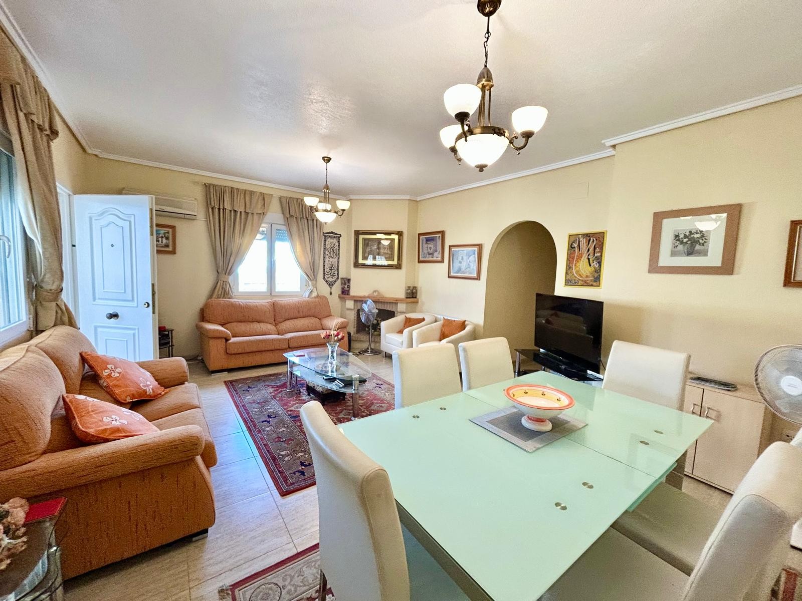 Property for sale - Villa for sale - Torrevieja - El Chaparral