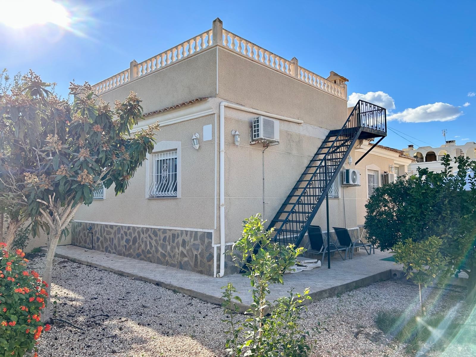 Property for sale - Villa for sale - Torrevieja - El Chaparral