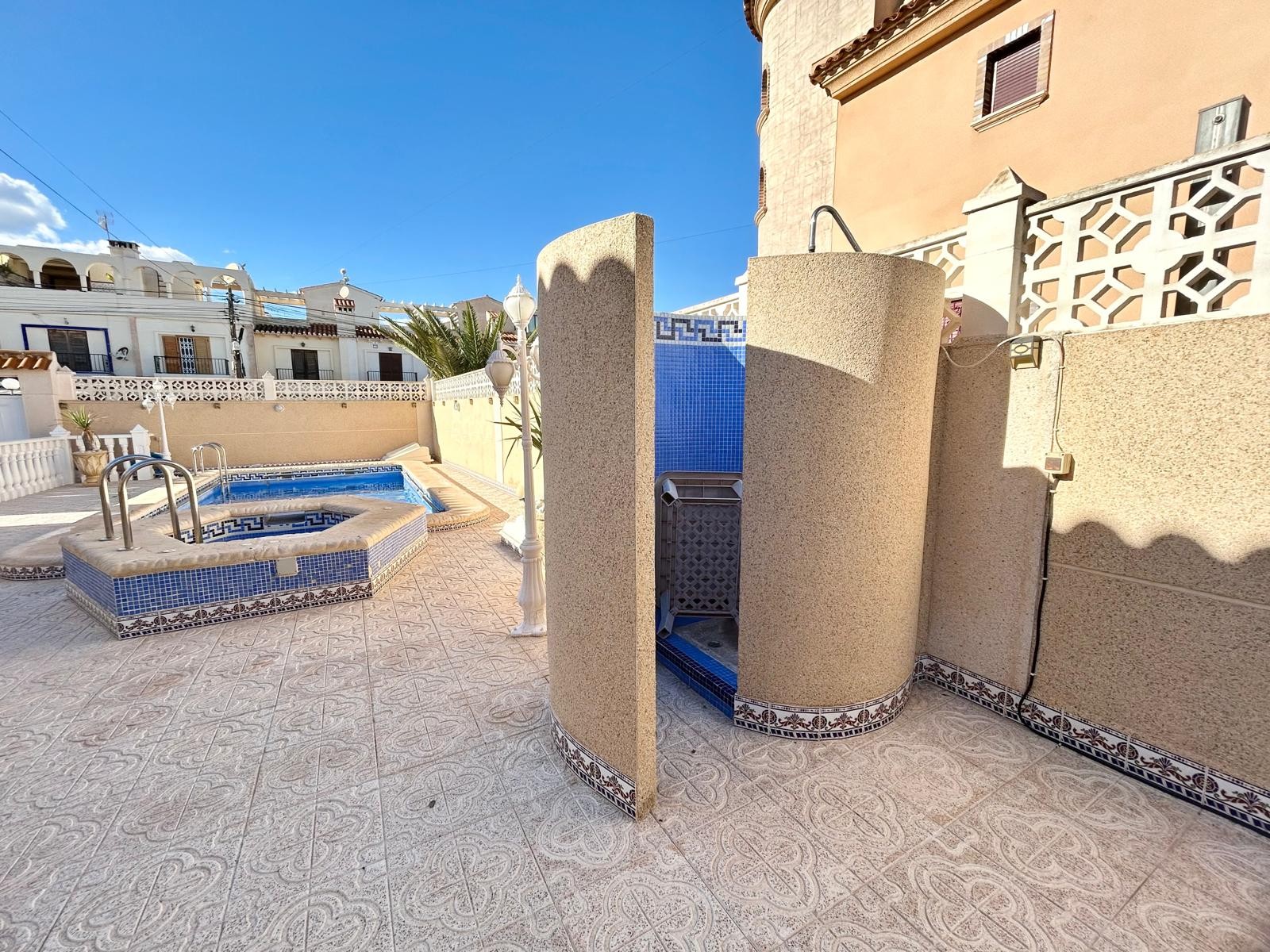 Property for sale - Villa for sale - Torrevieja - El Chaparral