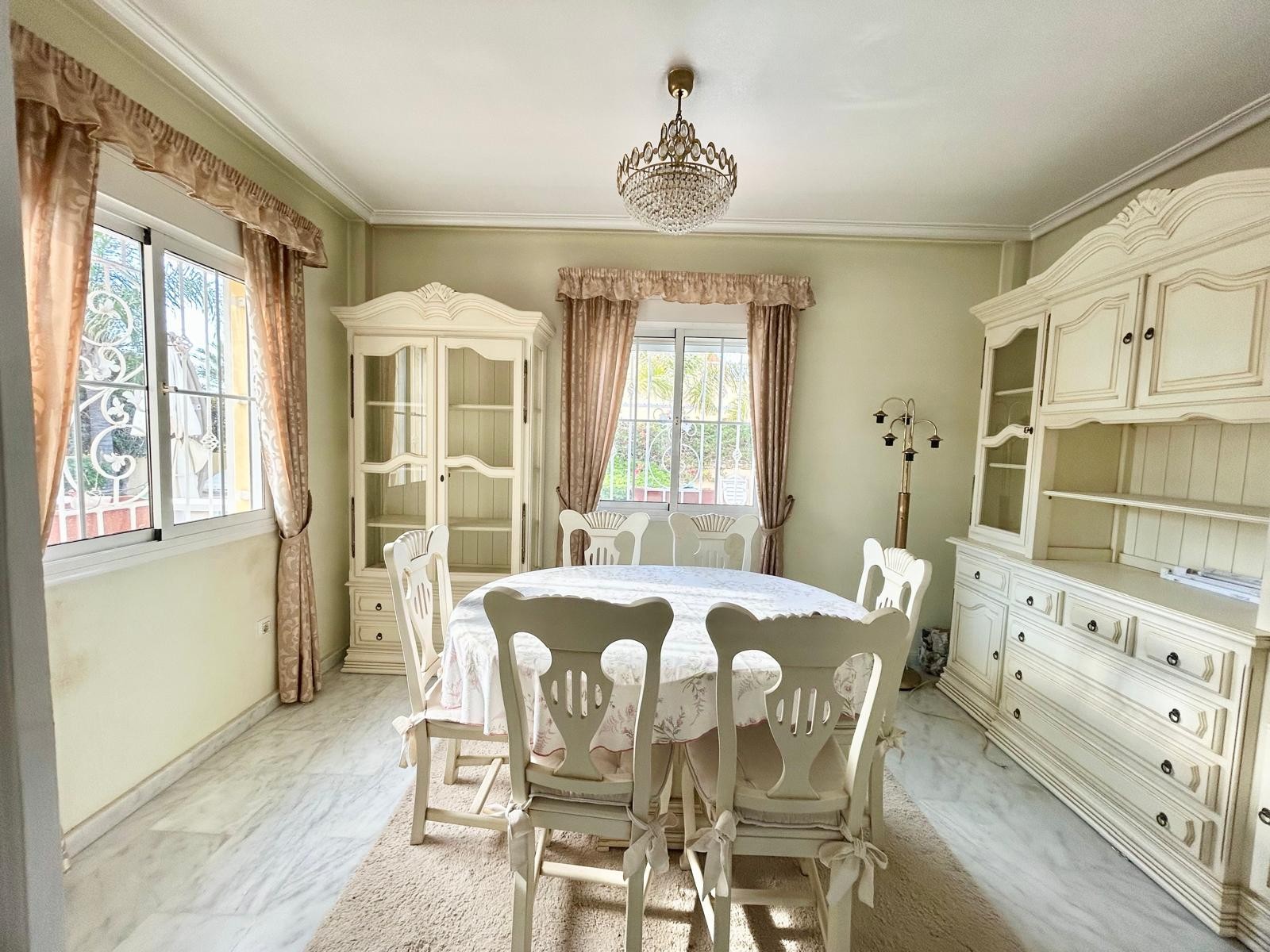 Property for sale - Villa for sale - Torrevieja - La Torreta