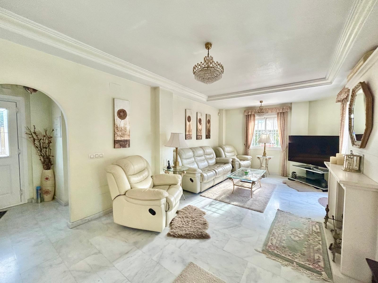 Property for sale - Villa for sale - Torrevieja - La Torreta