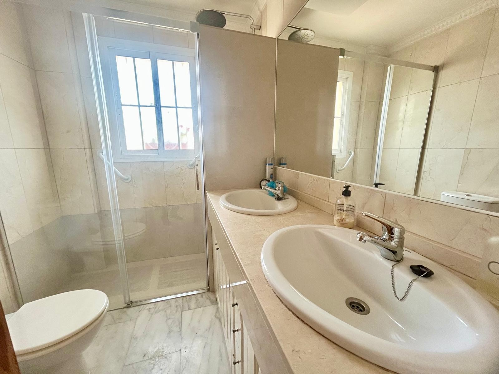 Property for sale - Villa for sale - Torrevieja - La Torreta