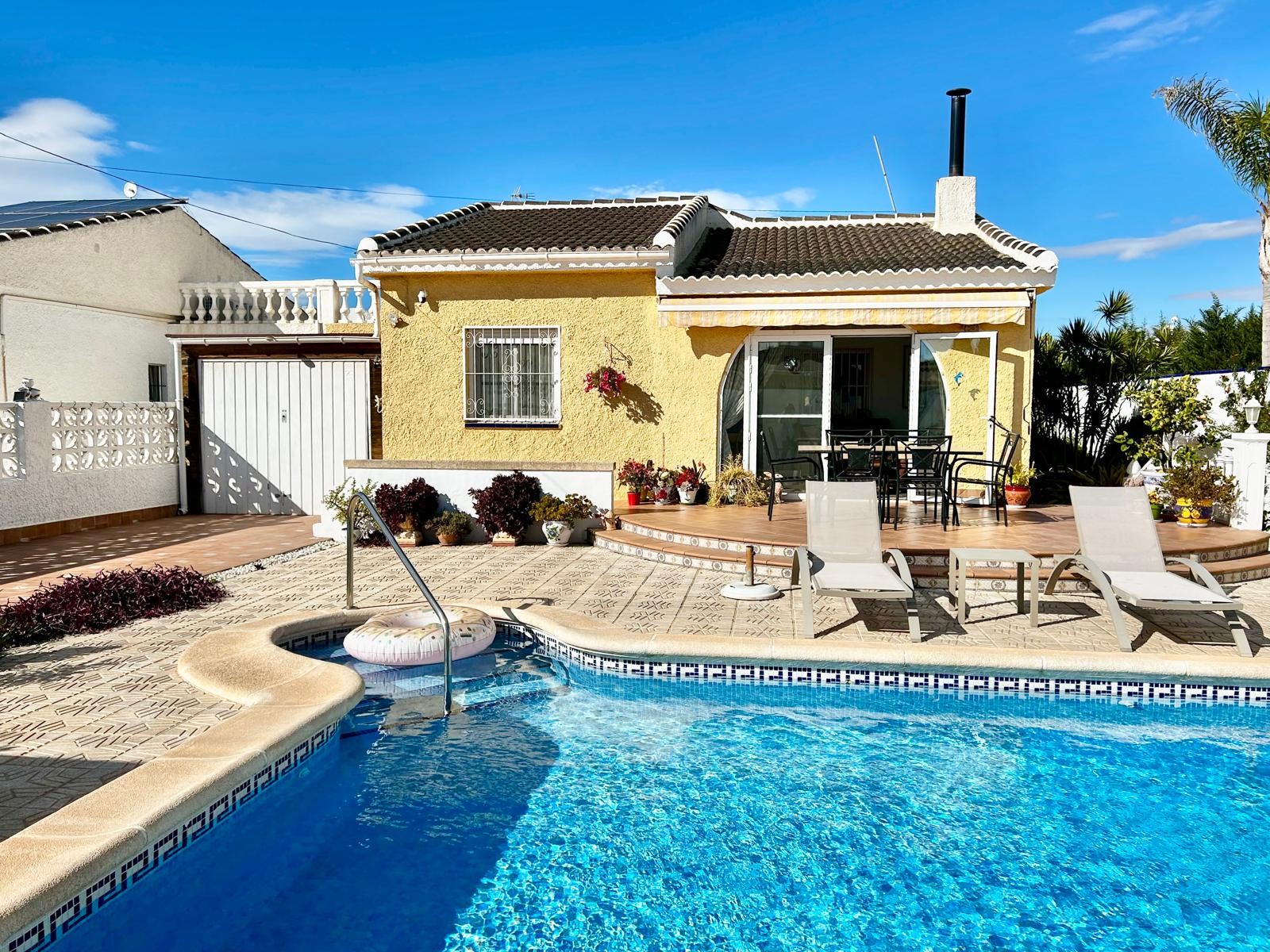 Property for sale - Villa for sale - Torrevieja - La Siesta