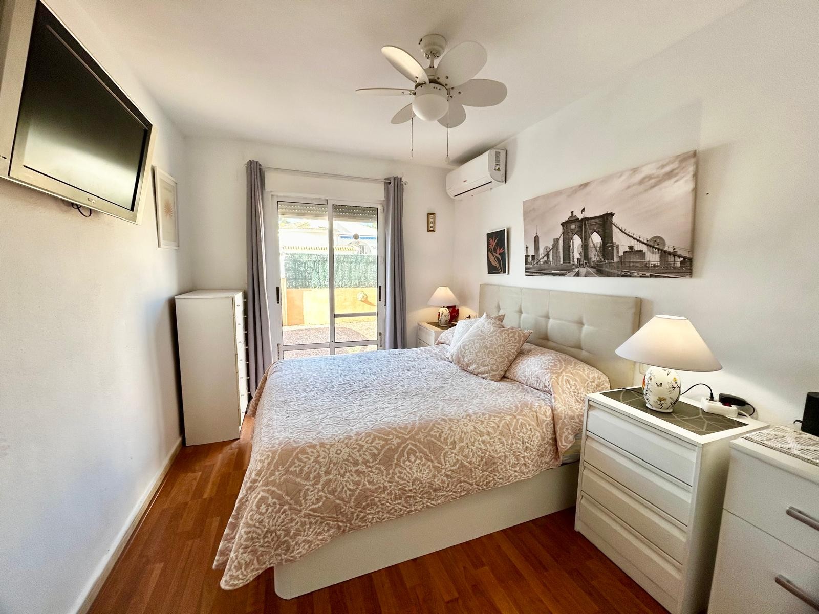 Property for sale - Villa for sale - Torrevieja - La Siesta