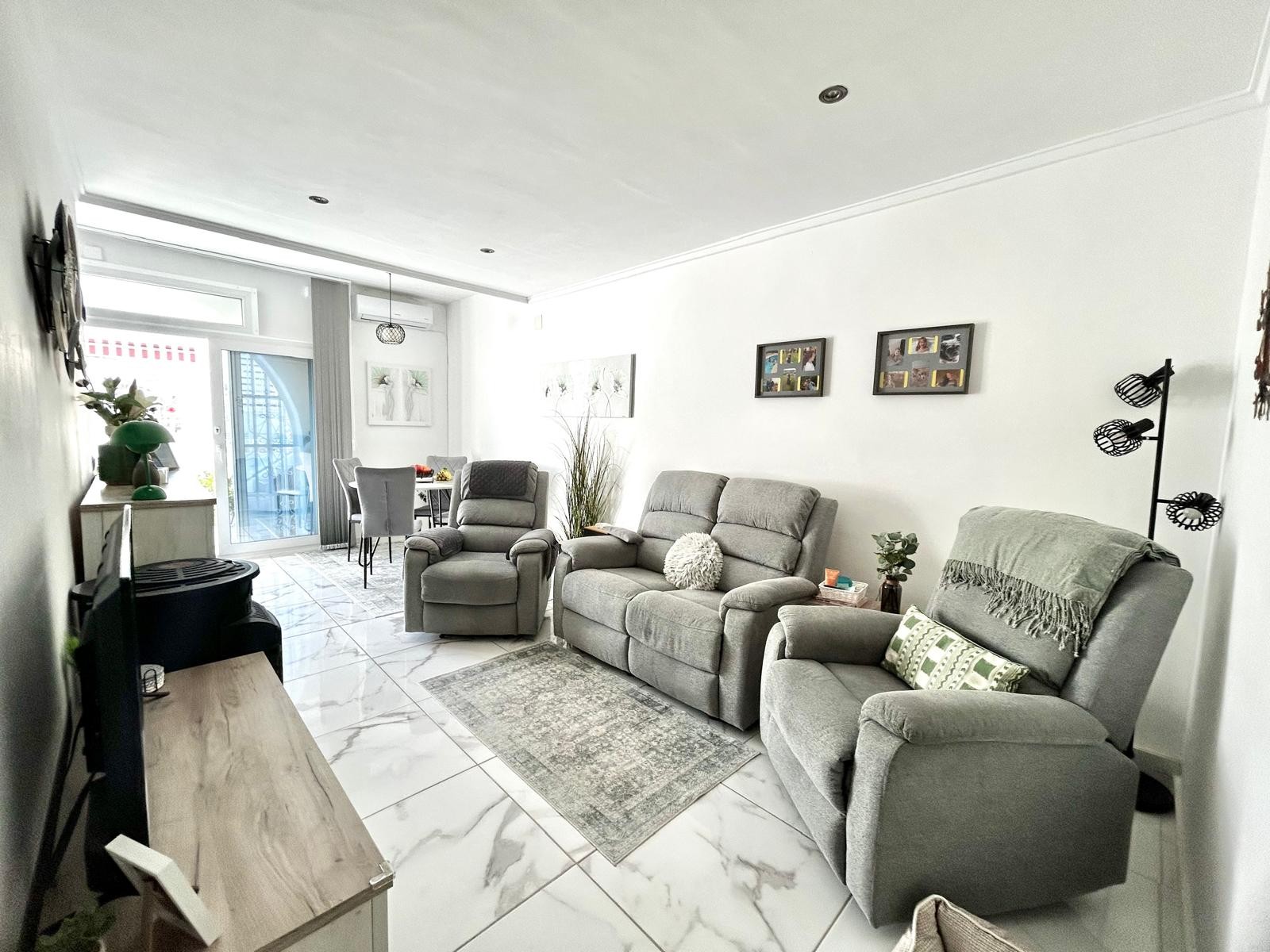 Property for sale - Townhouse for sale - Torrevieja - La Siesta