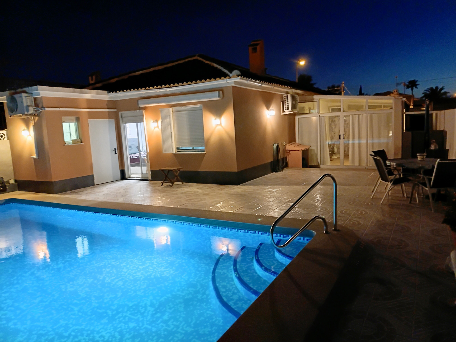 Property for sale - Villa for sale - Torrevieja - La Siesta