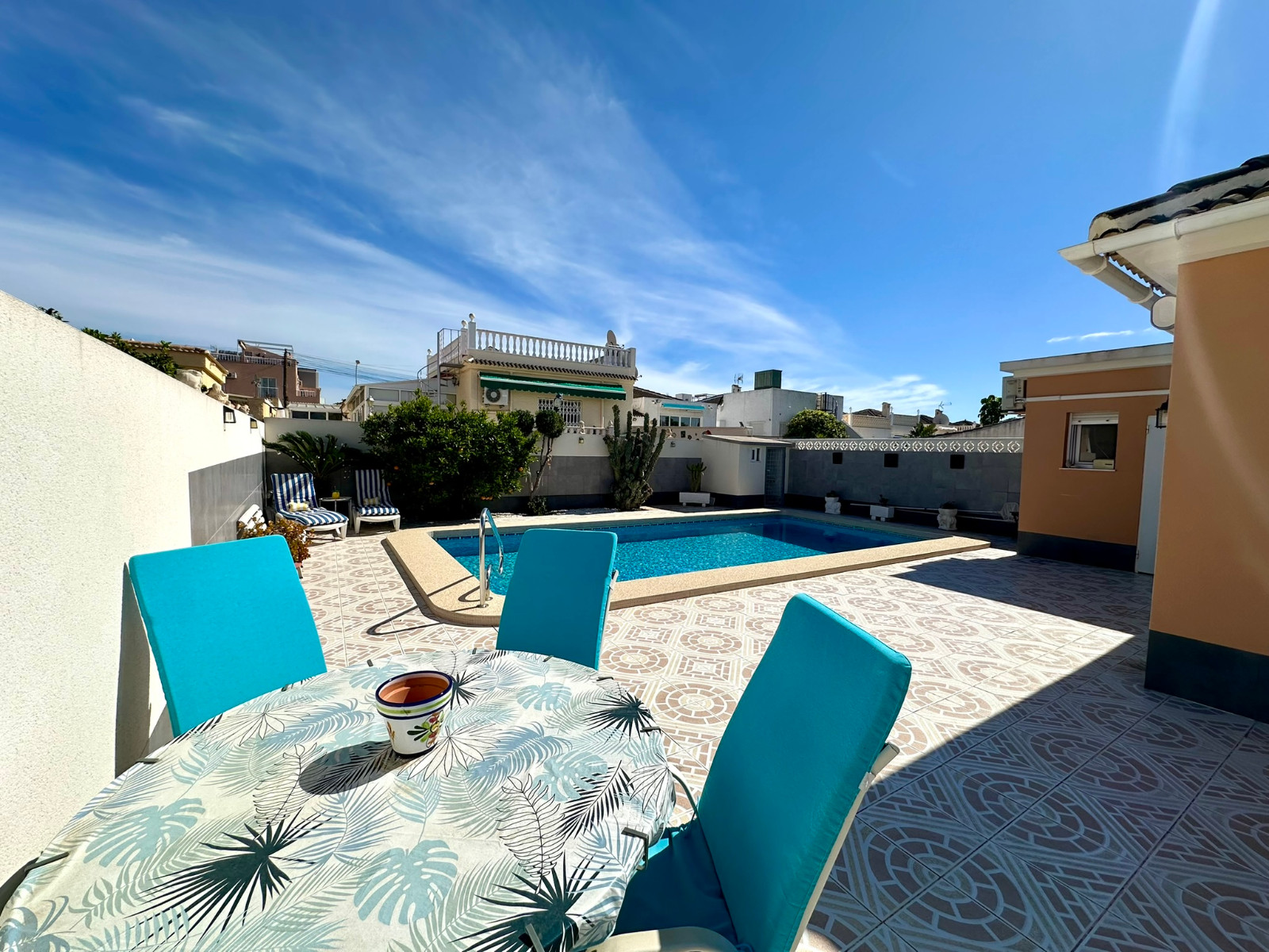 Property for sale - Villa for sale - Torrevieja - La Siesta