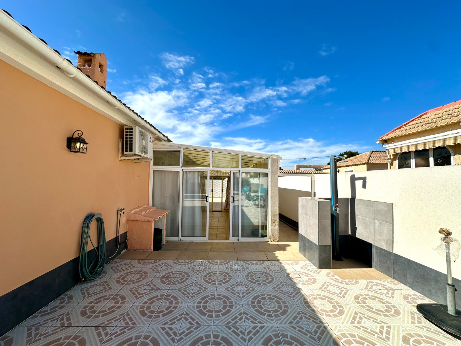 Property for sale - Villa for sale - Torrevieja - La Siesta