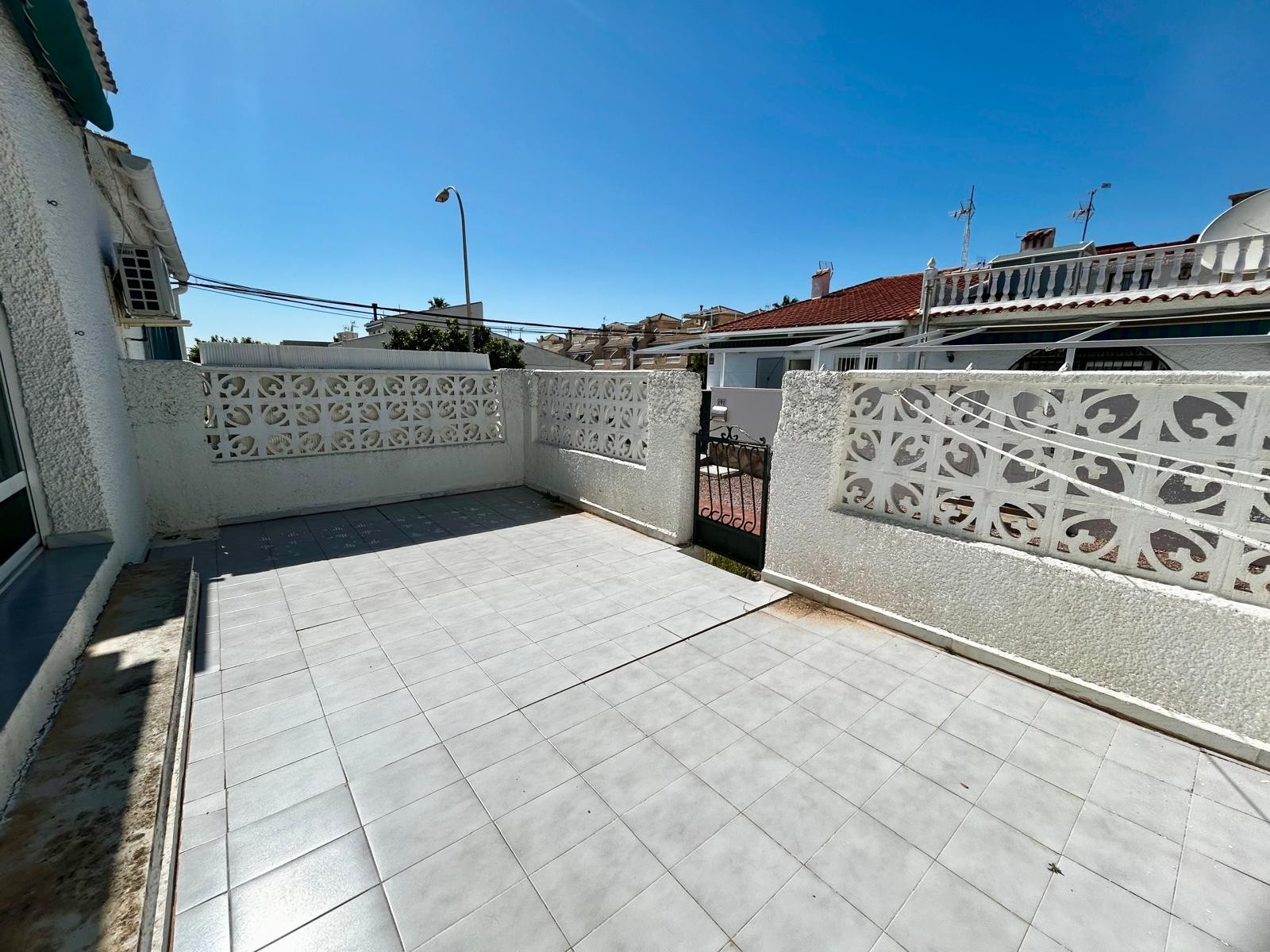 Property for sale - Bungalow for sale - Torrevieja - La Siesta