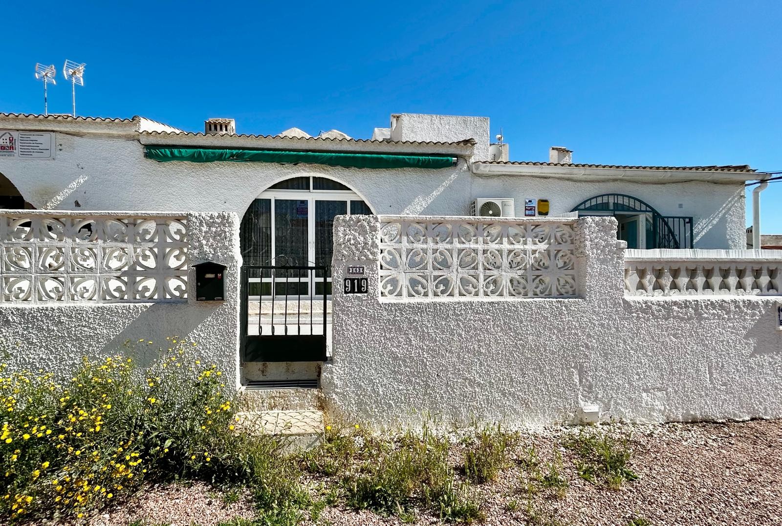 Property for sale - Bungalow for sale - Torrevieja - La Siesta