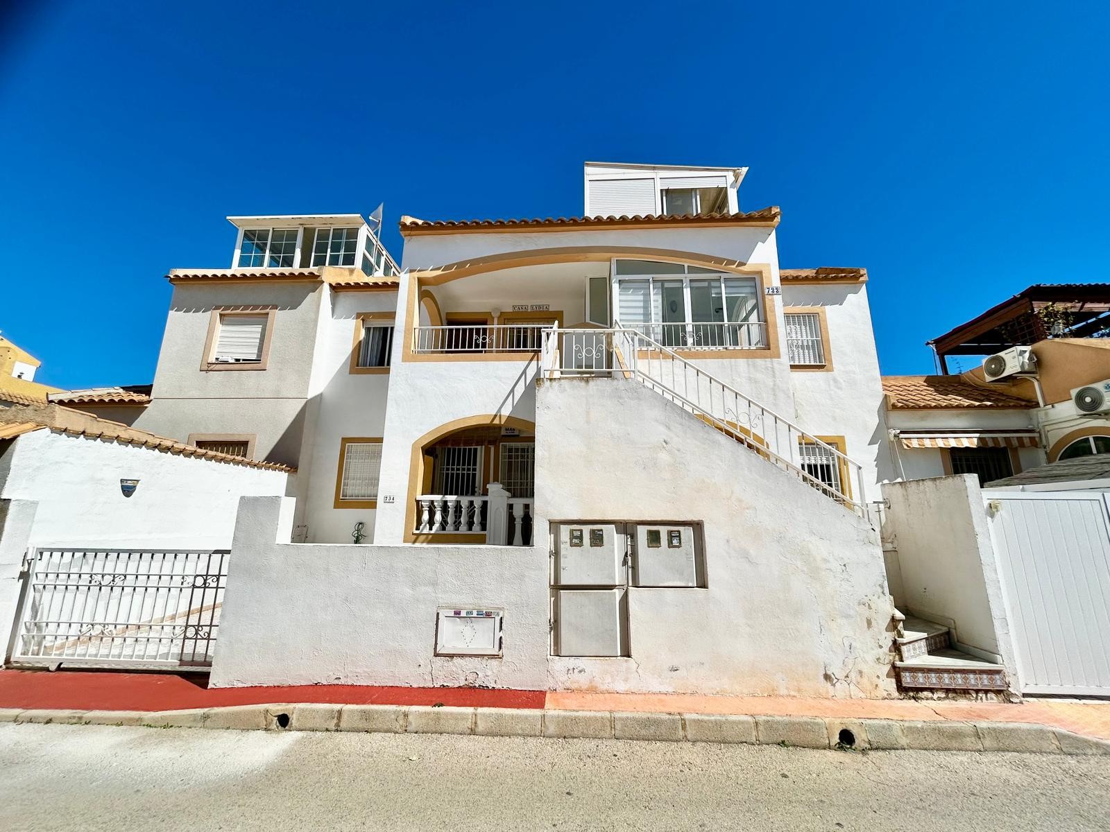 Property for sale - Bungalow for sale - Torrevieja - Altos del Limonar
