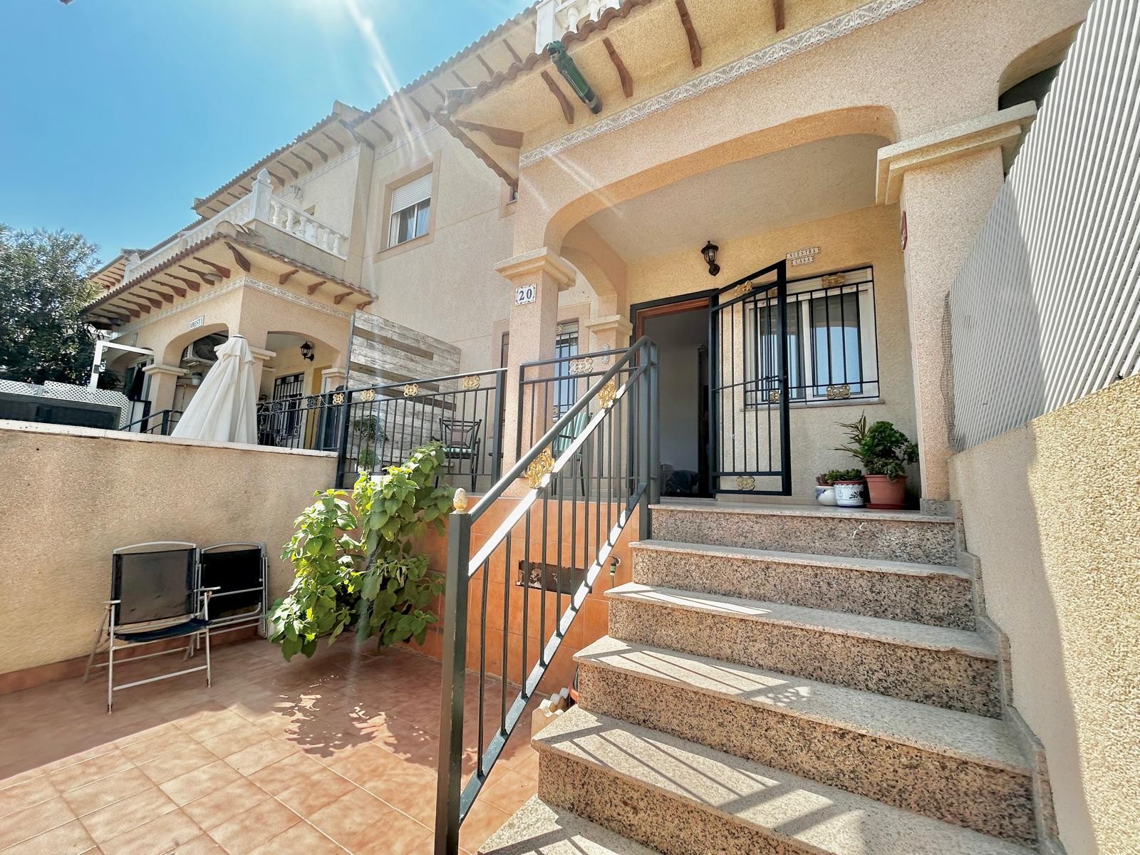 Propiedad en venta - Casa adosada en venta - Torrevieja - El Salado