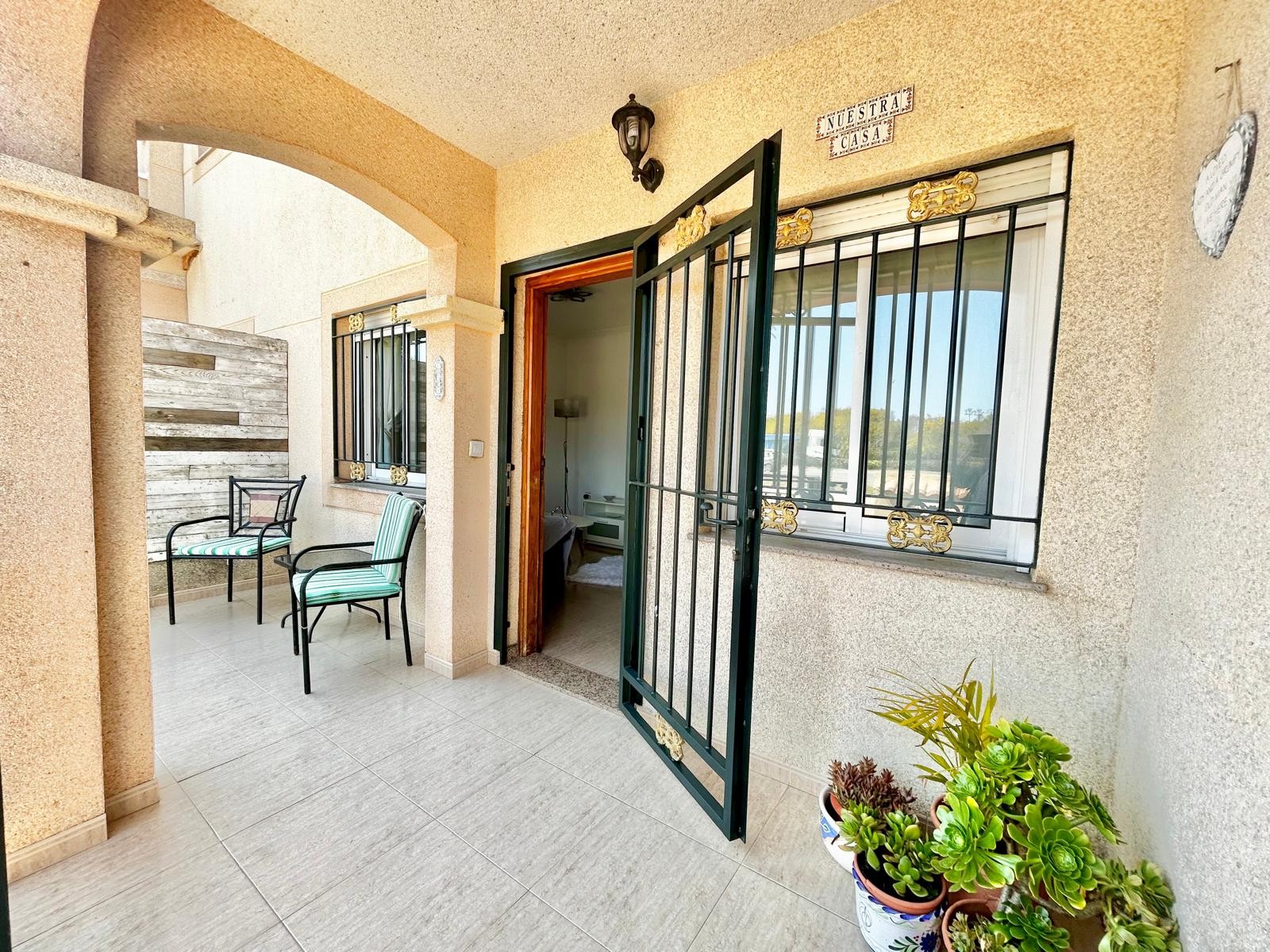 Propiedad en venta - Casa adosada en venta - Torrevieja - El Salado