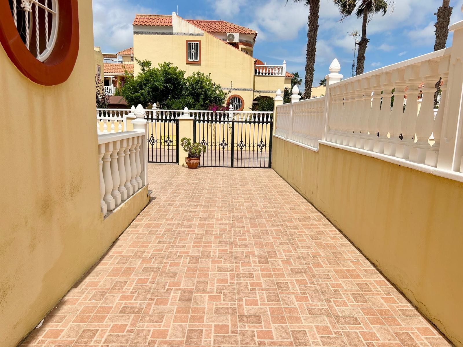 Property for sale - Villa for sale - Torrevieja - La Torreta