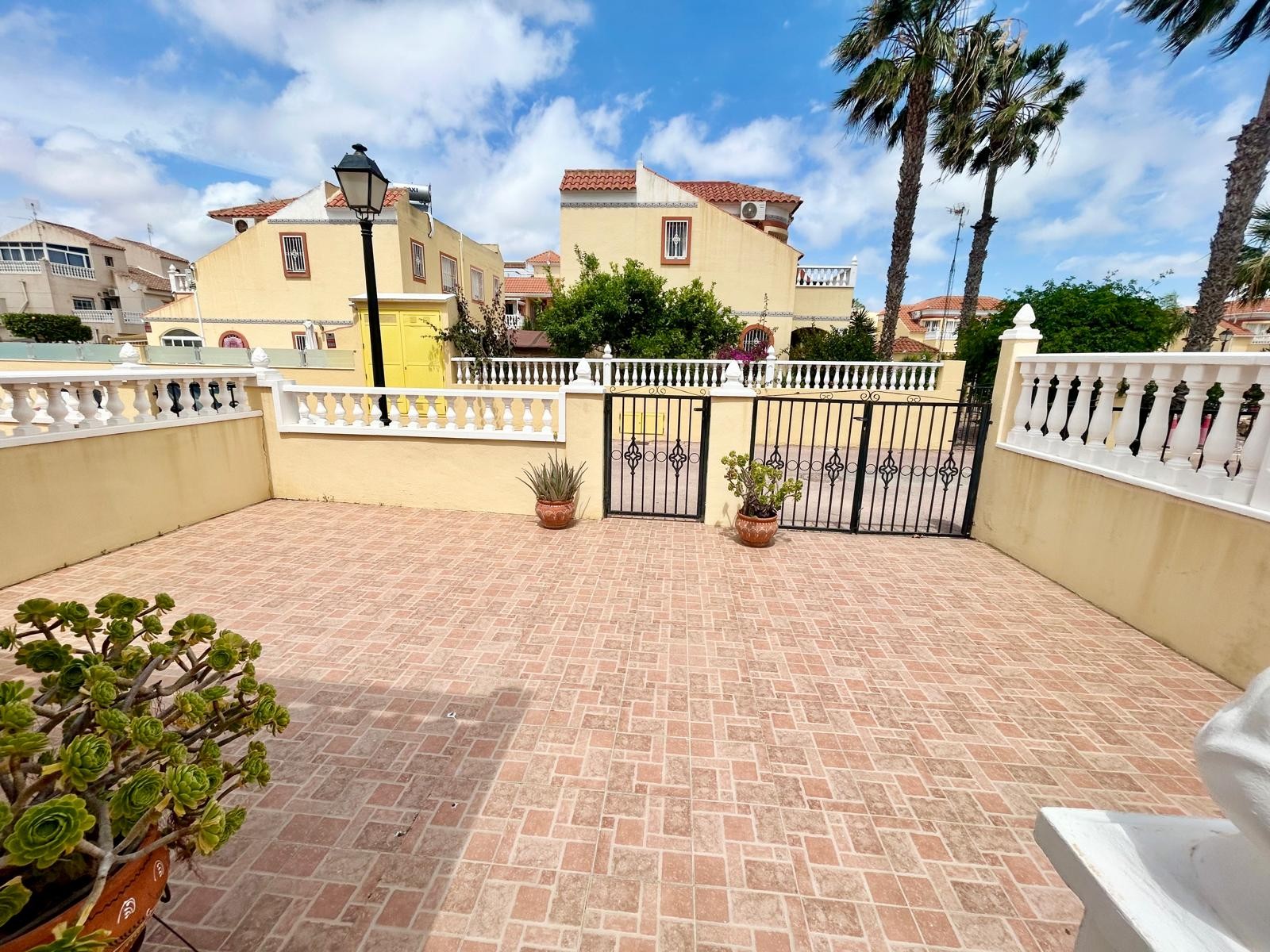 Property for sale - Villa for sale - Torrevieja - La Torreta