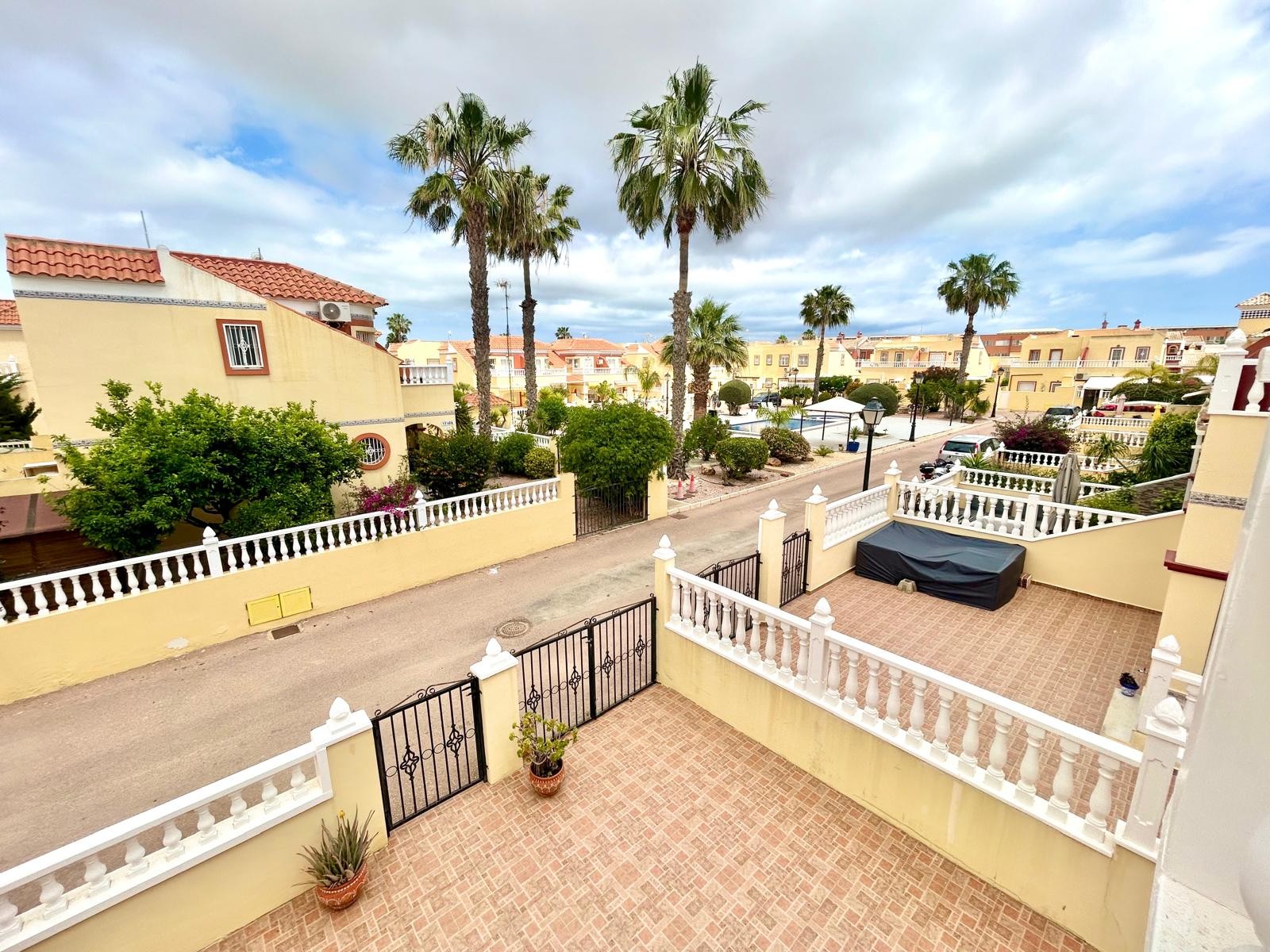 Property for sale - Villa for sale - Torrevieja - La Torreta
