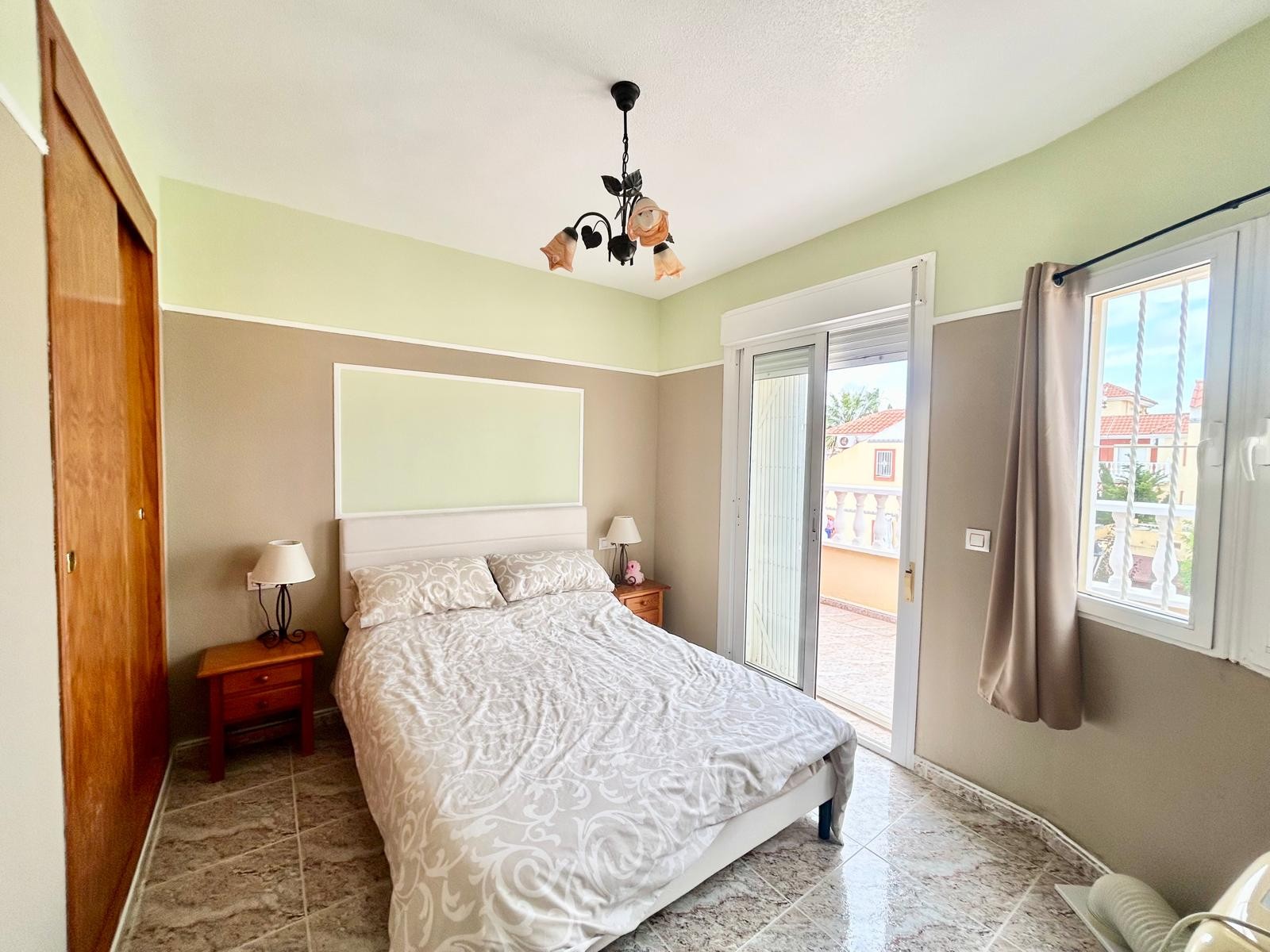 Property for sale - Villa for sale - Torrevieja - La Torreta