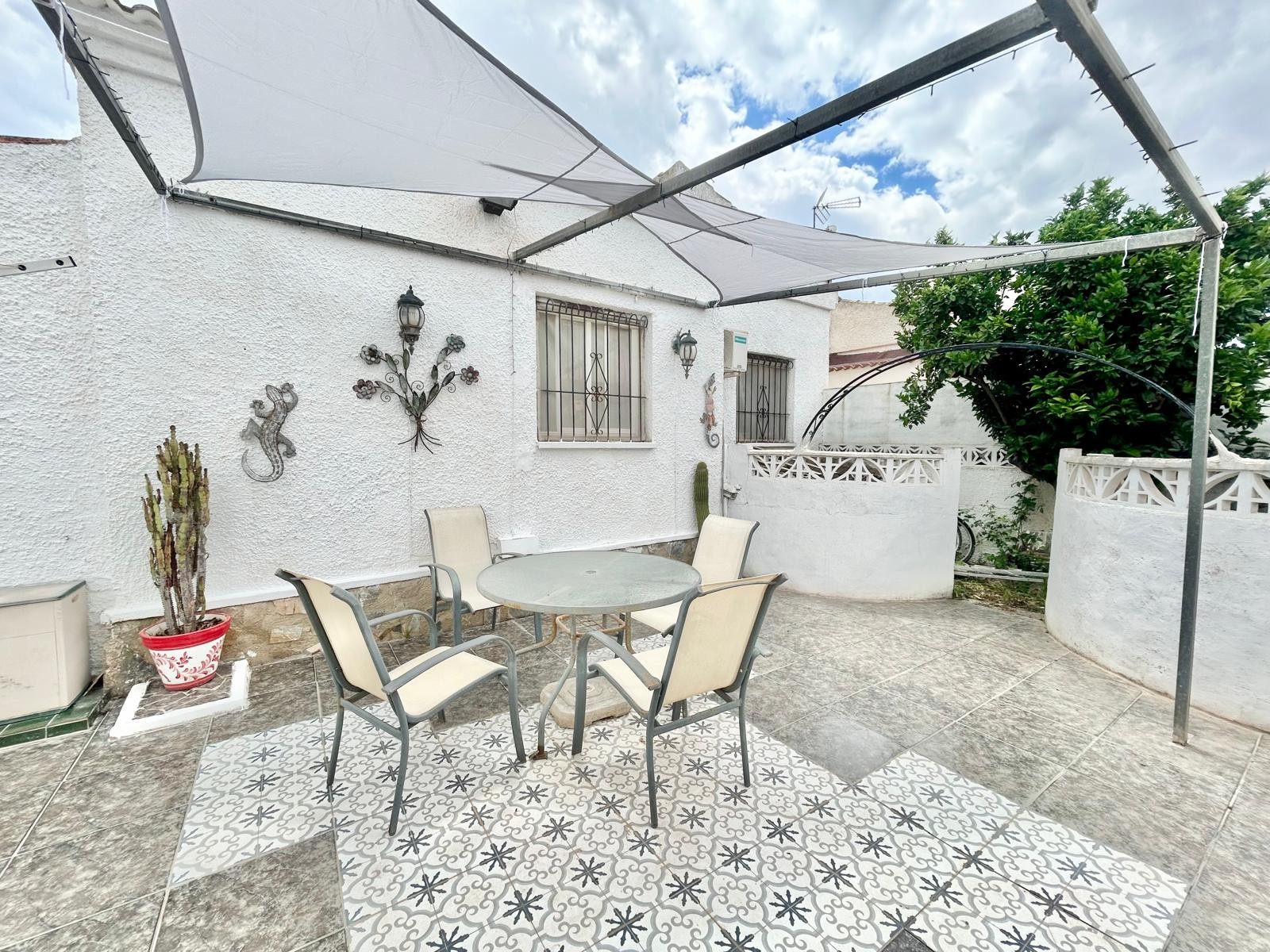 Propriété à vendre - Villa à vendre - Torrevieja - La Siesta