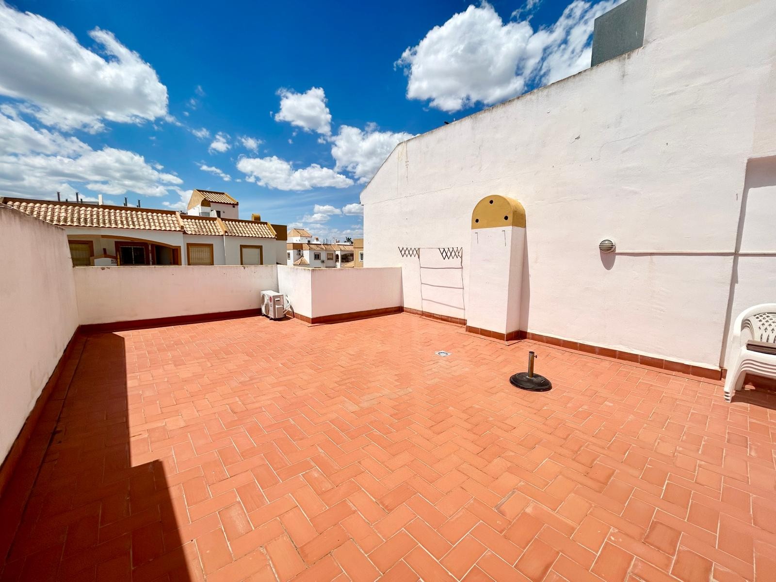 Property for sale - Bungalow for sale - Torrevieja - Altos del Limonar